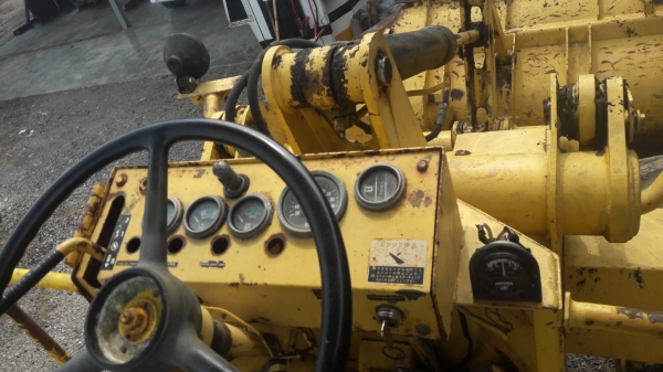 รถตักล้อยาง507 KOMATSU เอวอ่อน สภาพดี รถพร้อมใช้งาน (ไม่ใช่รถที่เขาทิ้งแล้ว)นะครับ