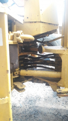 รถตักล้อยาง507 KOMATSU เอวอ่อน สภาพดี รถพร้อมใช้งาน (ไม่ใช่รถที่เขาทิ้งแล้ว)นะครับ