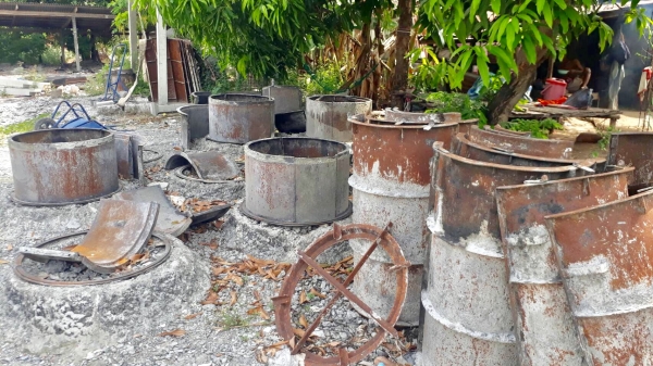 ขายด่วนๆ เลิกกิจการพร้อมขายแม่พิมพ์เสาขนาดต่างๆและแม่พิมพ์ท่อขนาดต่างๆ ขายยกชุดถูกมากๆครับ สภาพดีทุกชิ้นพร้อมนำไปใช้งานได้เลย ราคาต่อรองได้ครับ ขายด่วนๆ เลิกกิจการพร้อมขายแม่พิมพ์เสาขนาดต่างๆและแม่พิมพ์ท่อขนาดต่างๆ ขายยกชุดถูกมากๆครับ สภาพดีทุกชิ้นพร้อมนำไปใช้งานได้เลย ราคาต่อรองได้ครับ