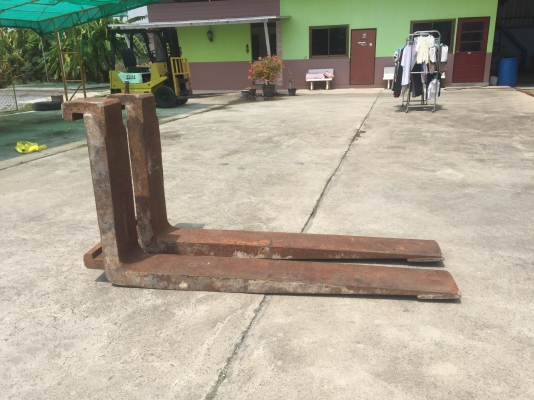 ขายงา15ตันกว้าง25ซมหนา10ซมยาว180ซมสูง80ซม สภาพดี ขายคู่ละ45000ลดเหลือ35000บาท0818302909จิรโรจน์Line:Joraroj2909