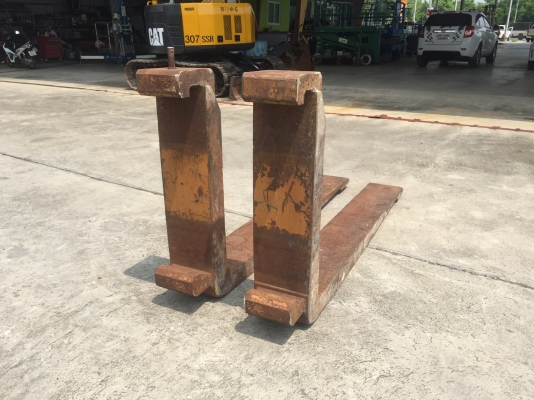 ขายงา15ตันกว้าง25ซมหนา10ซมยาว180ซมสูง80ซม สภาพดี ขายคู่ละ45000ลดเหลือ35000บาท0818302909จิรโรจน์Line:Joraroj2909