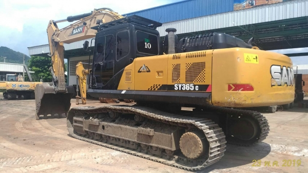 ขายรถแบคโฮ SANY SY365C ไมล์ 7604 ชม.ราคา 2650000