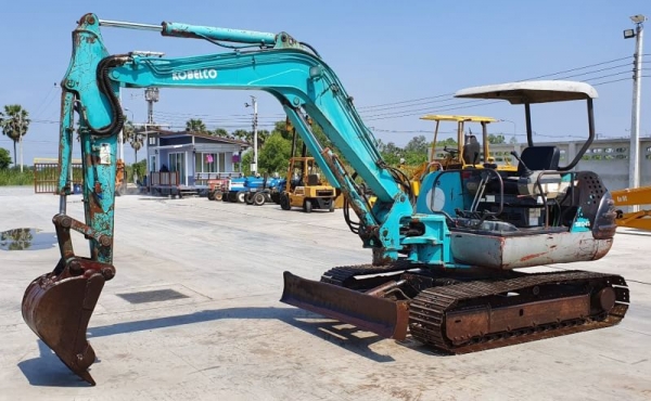 ขายด่วน325,000บาทรถแบคโฮKOBELCOโกเบโก้SK045รุ่นยอดนิยมสวยๆเทียบเท่าPC45เครื่อง4สูบK4Nเครื่องดีปั่มแรงรถนอกเพิ่งนำเข้ามาใหม่ยังไม่เคยใช้งานในเมืองไทยเลย