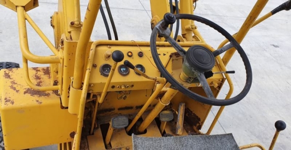 ขายด่วน255,000บาทรถตักมิสซูMS307HLเอวอ่อนขับ4ล้อรถนอกนำเข้าขนาดใหญ่ตัก1.5คิวยกสูง3เมตรเกียร์ทอร์คเครื่องดีเซล4สูบปั้มแรงเทียบเท่าโคมัสซูWA70รถเพื่งนำเข้ามายังไม่เคยใช้ในไทยเลย