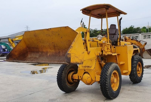 ขายด่วน255,000บาทรถตักมิสซูMS307HLเอวอ่อนขับ4ล้อรถนอกนำเข้าขนาดใหญ่ตัก1.5คิวยกสูง3เมตรเกียร์ทอร์คเครื่องดีเซล4สูบปั้มแรงเทียบเท่าโคมัสซูWA70รถเพื่งนำเข้ามายังไม่เคยใช้ในไทยเลย