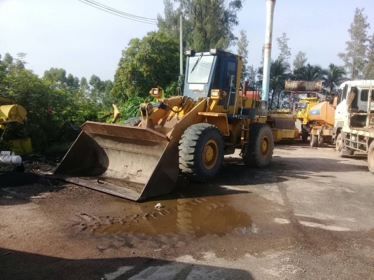 ขาย 550,000 รถตักล้อยาง KOMATSU wa 350-1 เครื่องดี เกียร์แรง เอวแน่น ยางดี หัวเก๋งสวย อินวอยทร์ รถสวยพร้อมใช้ รถอยู่ กทม. 064-191-1112