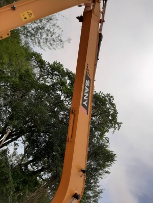 ขายรถแบคโฮ SANY SY215C ไมล์ 1412 ชม.บูมยาว ราคา 2600000 ขายรถแบคโฮ SANY SY215C ไมล์ 1412 ชม.บูมยาว ราคา 2600000