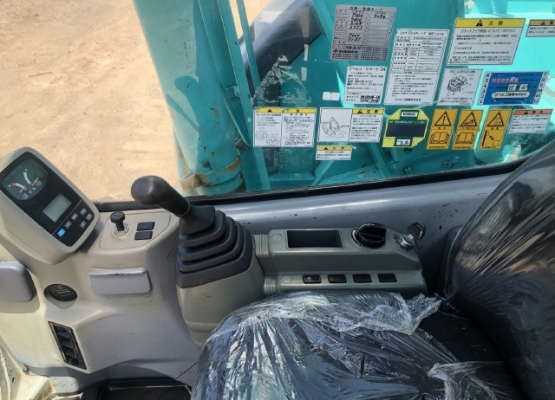 ขายรถขุด KOBELCO SK135SR มีลายหัวกระแทก นำเข้าเองจากญี่ปุ่น สภาพสวยพร้อมใช้ มีVDOการทำงานครับ ขายรถขุด KOBELCO SK135SR มีลายหัวกระแทก นำเข้าเองจากญี่ปุ่น สภาพสวยพร้อมใช้ มีVDOการทำงานครับ