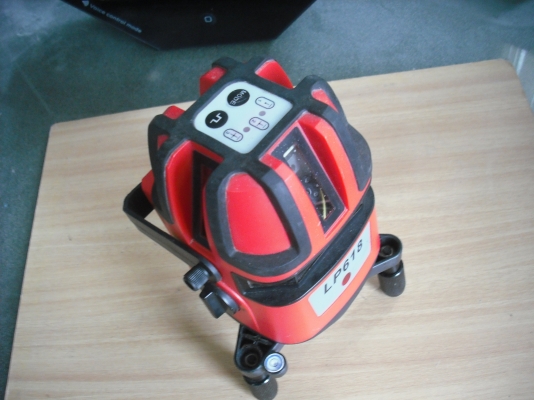เครื่องวางแนวทำระดับด้วยแสงเลเซอร์ LP-618