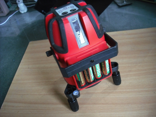เครื่องวางแนวทำระดับด้วยแสงเลเซอร์ LP-618