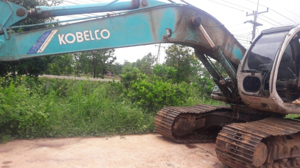 ขายแบคโฮ KUBELCO SK200-Vธรรมดาไฟตัดคันเร่งอย่างเดียวช่วงล่างเต็มเครื่องอ่อนราคา 450,000
