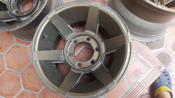 ขายล้อ 15/8.5 ของญี่ปุ่น