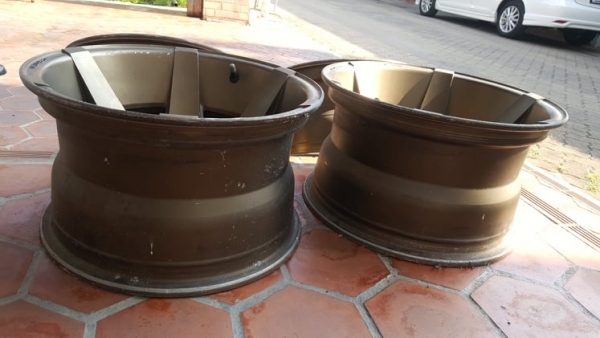 ขายล้อ 15/8.5 ของญี่ปุ่น