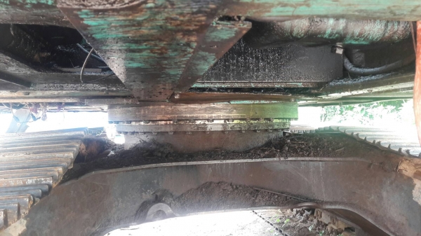 ขายแบคโฮ KUBELCO SK200-Vธรรมดาไฟตัดคันเร่งอย่างเดียวช่วงเต็มเครื่องออ่นเอกสารเล่มทะเบียนราคา 450,000