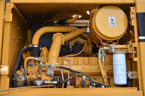 CATERPILLAR 140H  SN  2ZK070xx