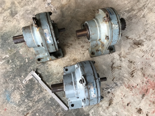 ( เหลือ 2ตัวครับ )ขายหัวเกียร์ทดรอบ Cycro drive Sumitomo made in Japan อัตราทด 1:8 กับ 1:17 หมุนนิ่ม พร้อมใช้งาน มี 3ตัวครับ ราคาตัวละ 3,800 บาท