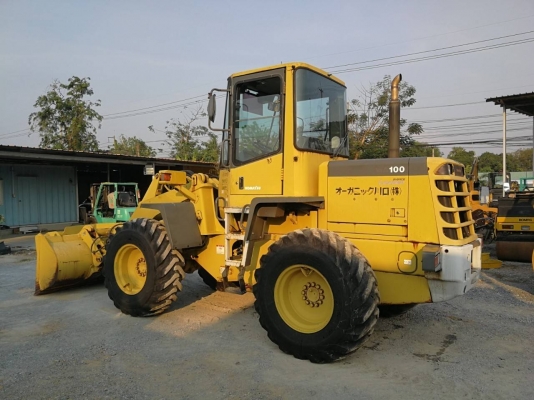 ขาย รถตักล้อยาง KOMATSU WA100-3 เครื่อง 6สูบ นำเข้าจากญี่ปุ่น โทร.090-986-2521 อ๊อบ