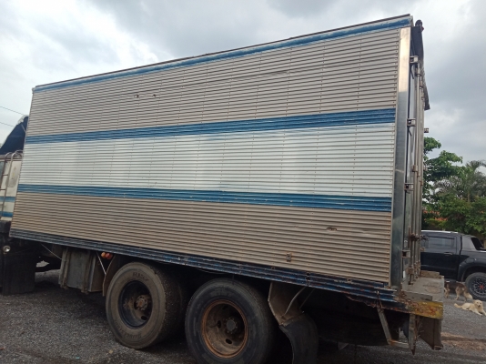 ขายตู้เก็บความเย็นถอดจากรถสิบล้อ ขายตู้เก็บความเย็นถอดจากรถสิบล้อ