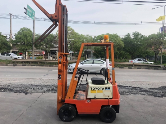 ขายรถตักงาเทได้toyota ขนาดเล็ก700กิโลกรัม ขายรถตักงาเทได้toyota ขนาดเล็ก700กิโลกรัม