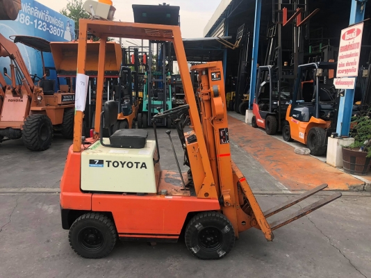 ขายรถตักงาเทได้toyota ขนาดเล็ก700กิโลกรัม ขายรถตักงาเทได้toyota ขนาดเล็ก700กิโลกรัม