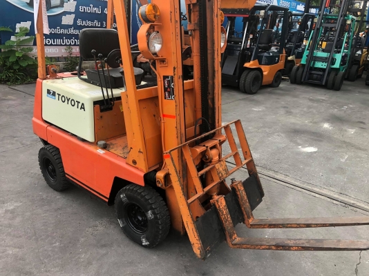 ขายรถตักงาเทได้toyota ขนาดเล็ก700กิโลกรัม ขายรถตักงาเทได้toyota ขนาดเล็ก700กิโลกรัม