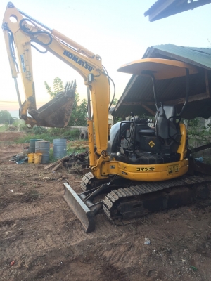 ขายรถแบคโฮKOMATSUรุ่นPC27MR-1นำเข้าญี่ปุ่น