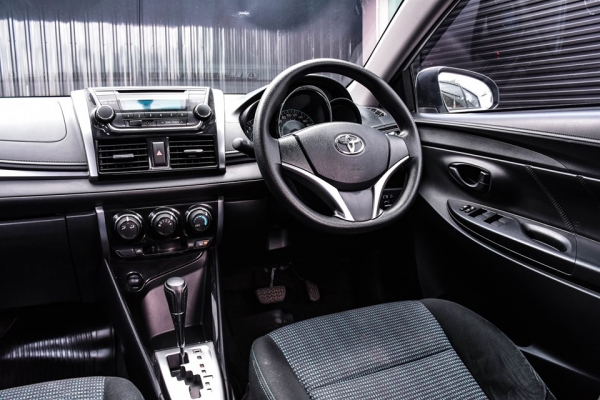 ฟรีดาวน์ Toyota Vios 1.5E ปี 15 มีวารันตีมากว่า 100 รายการ