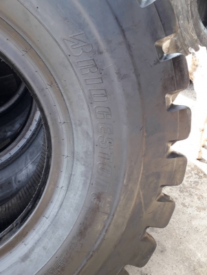 ยาง BRIDSTONE 1600R25 สภาพใหม่