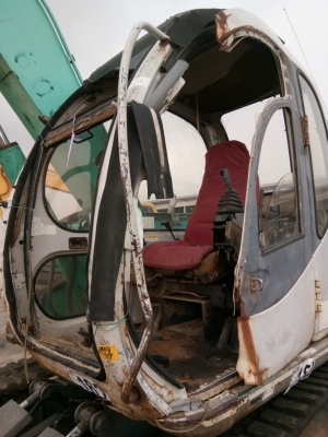 แบคโฮ KOBELCO SK60-2 นำเข้าญี่ปุ่น เครื่องยังแน่น พร้อมทำงานนะคะ สนใจติดต่อ ผึ้ง 095-0563605 แบคโฮ KOBELCO SK60-2 นำเข้าญี่ปุ่น เครื่องยังแน่น พร้อมทำงานนะคะ สนใจติดต่อ ผึ้ง 095-0563605