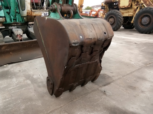 แบคโฮ KOBELCO SK60-2 นำเข้าญี่ปุ่น เครื่องยังแน่น พร้อมทำงานนะคะ สนใจติดต่อ ผึ้ง 095-0563605 แบคโฮ KOBELCO SK60-2 นำเข้าญี่ปุ่น เครื่องยังแน่น พร้อมทำงานนะคะ สนใจติดต่อ ผึ้ง 095-0563605