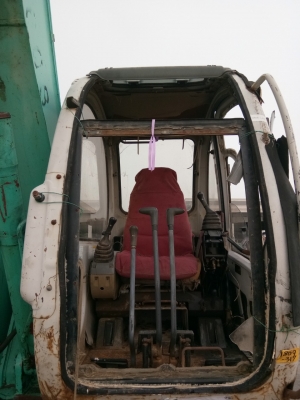 แบคโฮ KOBELCO SK60-2 นำเข้าญี่ปุ่น เครื่องยังแน่น พร้อมทำงานนะคะ สนใจติดต่อ ผึ้ง 095-0563605 แบคโฮ KOBELCO SK60-2 นำเข้าญี่ปุ่น เครื่องยังแน่น พร้อมทำงานนะคะ สนใจติดต่อ ผึ้ง 095-0563605