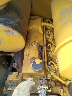 ขายจ้า..รถดันดิน KOMATSU D20PL-7 เก่านอกแท้  สภาพสวย เดิมๆๆ  เครื่องปั๊มแห้ง  ลองระบบกันได้ทุกวัน  โทร 089-3818694 จ๊อย