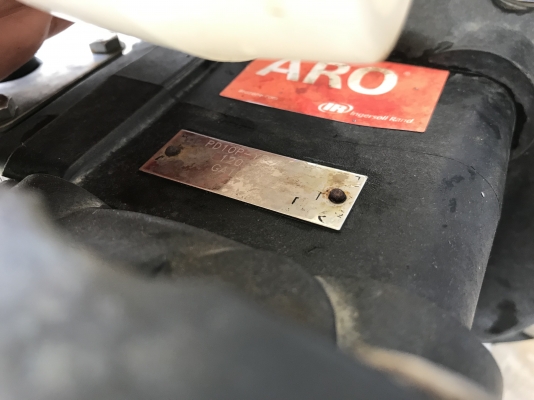 ขายปั๊มไดอะแฟรม ARO Ingersoll Rand ขนาดท่อ 1นิ้ว สภาพสวยใหม่มาก ดูดแรง พร้อมใช้งาน
