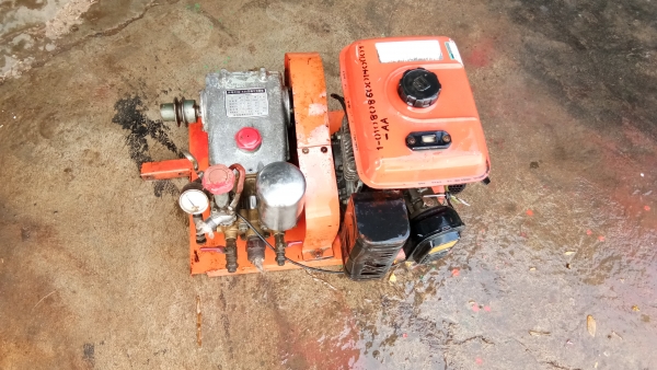 ขายปั้มฉิดยาเก่านอก.เครื่องมิตซู5แรงปั้ม1นิ้วยังไม่เคยใช้งาน