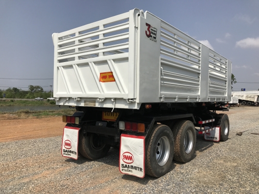 ขาย ลูกพ่วงสามมิตรสามเพลาดั้มปี 59 ยาว 6.30 เมตร สภาพสวยพร้อมใช้งาน เอกสารพร้อมโอน สนใจติดต่อเรา ดำสุโขทัย โทร 089-7087998,081-7855503 หรือเยี่ยมชมเว็ปไซได้ที่ www.dum-sukhothai .com เรายินดีให้บริการค่ะ