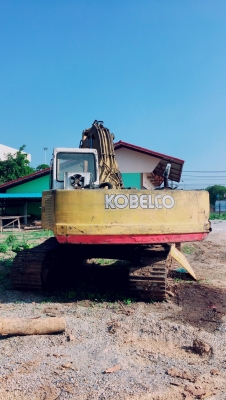 รถยี่ห้อ KOBELCO