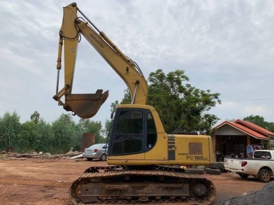 ขาย 565,000 บาท  KOMATSU PC180LC-6K เครื่องเดิมดี แรง ฟิตใหม่ เทอร์โบใหม่ โช่หนา เอวแน่น ไฟฟ้าครบ (ขาดมอเตอร์คันเร่ง) เอกสารอินวอยท์ รถอยู่  นครปฐม  064-191-1112