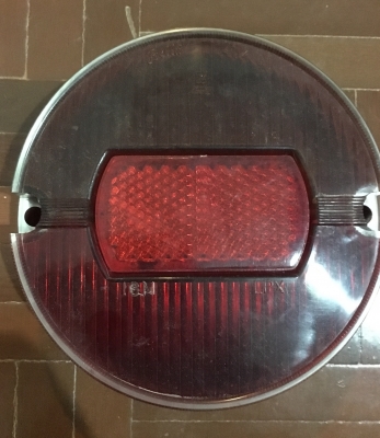 ไฟท้าย Fiat 850