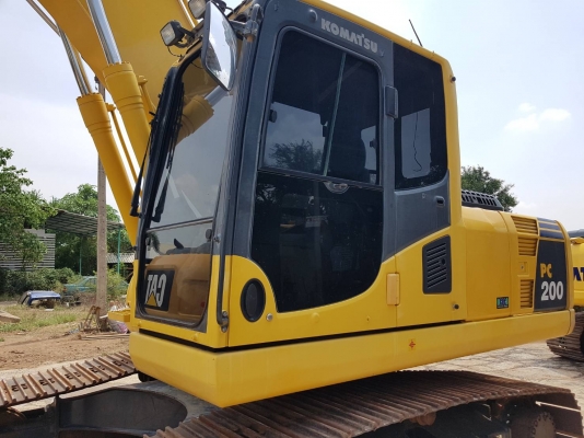 ขายด่วน!! Komatsu PC200-8MO ไมล์ ชม.6,000 สภาพนางฟ้าค่ะ