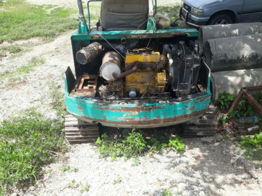 ปรับลดราคาเหลือ165,000ขายแบคโฮ KOMATSU PC40-6 ราคา 200,000 ปรับลดราคาเหลือ165,000ขายแบคโฮ KOMATSU PC40-6 ราคา 200,000