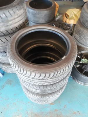 ขอบ17 215/45R17 STILESTO ปี17 ชุด4เส้น 3500 บาท โทร.0814273941 ขอบ17 215/45R17 STILESTO ปี17 ชุด4เส้น 3500 บาท โทร.0814273941 