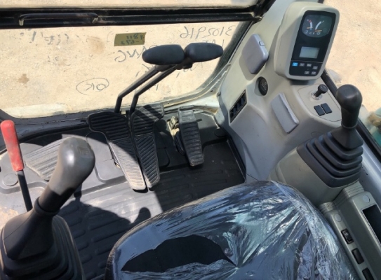 ขายรถขุด KOBELCO SK135SR มีลายหัวกระแทก นำเข้าเองจากญี่ปุ่น สภาพสวยพร้อมใช้ มีVDOการทำงานครับ ขายรถขุด KOBELCO SK135SR มีลายหัวกระแทก นำเข้าเองจากญี่ปุ่น สภาพสวยพร้อมใช้ มีVDOการทำงานครับ