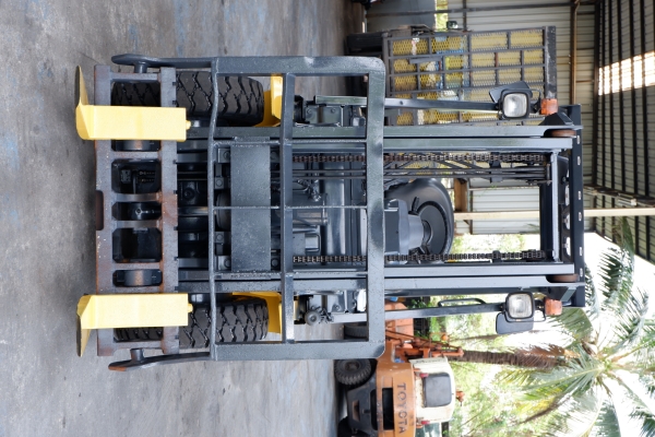 Komat’su fd25-17 Komat’su fd25-17