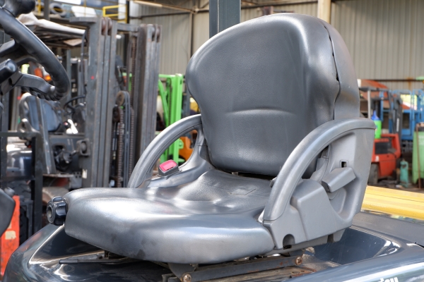 Komat’su fd25-17 Komat’su fd25-17