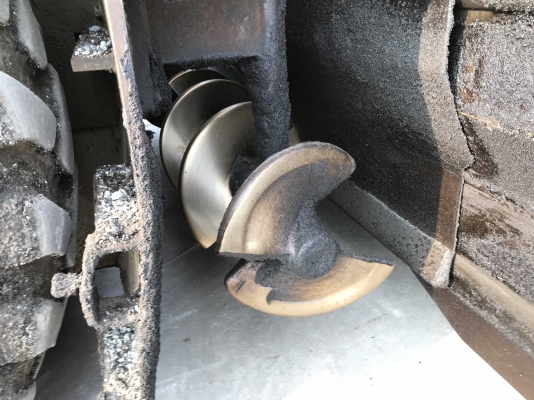 รถปูยาง SUMITOMO HA60W-3 ปี 2002 รถสวยสภาพดีมาก ๆ มีใบสับนำเข้าจากญี่ปุ่น รถปูยาง SUMITOMO HA60W-3 ปี 2002 รถสวยสภาพดีมาก ๆ มีใบสับนำเข้าจากญี่ปุ่น