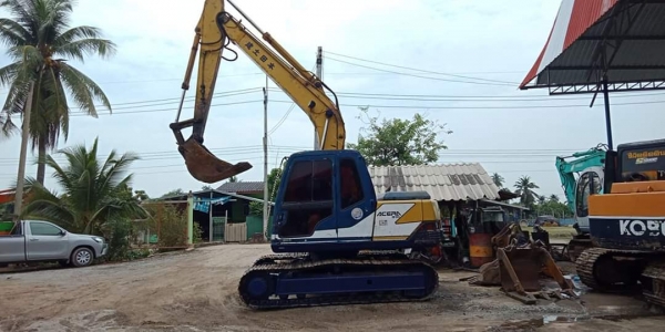 ขายจ้า..KOBELCO SK120-1 มาร์คทรี เก่าใน  สภาพดี ไฟฟ้าครบ เอกสารเล่มทะเบียน ลองระบบกันได้ทุกวัน โทร 089-3818694 จ๊อย