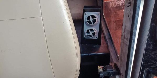 ขายจ้า..KOBELCO SK120-1 มาร์คทรี เก่าใน  สภาพดี ไฟฟ้าครบ เอกสารเล่มทะเบียน ลองระบบกันได้ทุกวัน โทร 089-3818694 จ๊อย