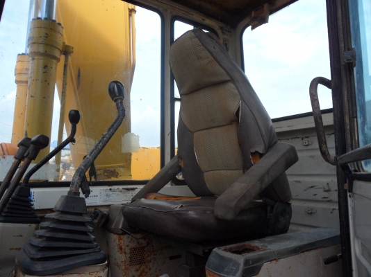 PC100-5 KOMATSU, ขายถูกๆ@685,000 รถขุดเก่าใน สถาพดีพร้อมใช้  เครื่องดีปั้มเเรงพร้อมใช้ บูมอาร์มสวย ช่วงล่างดี เร็วแรง ไม่โหลดพร้อมใช้รถเดิมๆ เอกสารอินวอยสนใจคลิ๊ก ☎ 081-989-1989 หรั่งครับ