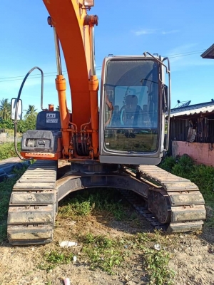 ขายจ้า. HITACHI ZX120-E เก่าใน  สภาพสวย  เครื่องปั๊มแห้ง  7,xxxชั่วโมง  สภาพสวย พร้อมใช้ โทร 089-3818694 จ๊อย