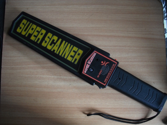เครื่องตรวจจับโลหะ Hand Held Metal Detector รุ่น MD 3003B1 เครื่องตรวจจับโลหะ Hand Held Metal Detector รุ่น MD 3003B1
